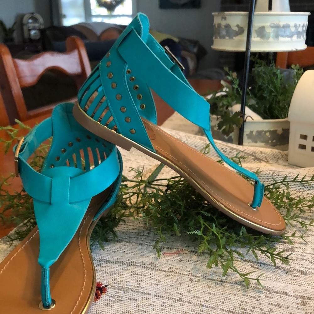 Ladies sandal